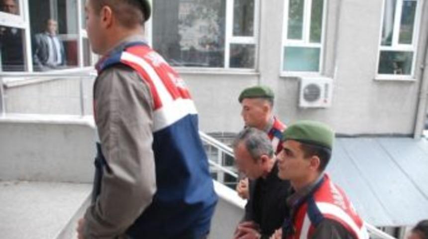 Kayınbiraderini Bı&ccedil;aklayan Enişteye 6 Yıl Hapis