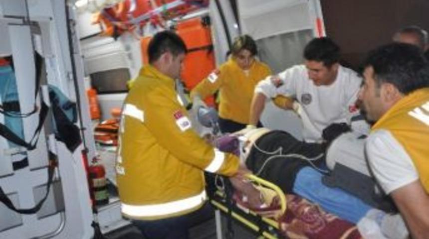 Kayseri&rsquo;de 13 Kişi Yedikleri Yemekten Zehirlendi