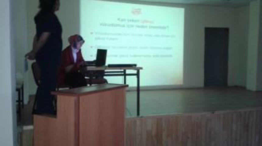 K&uuml;re&rsquo;de &Ouml;ğrenci Ve Vatandaşlara Diyabet Semineri
