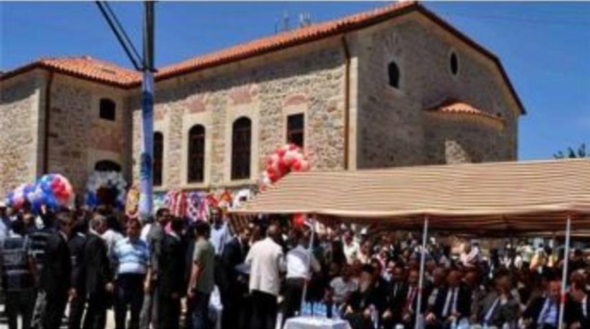 Kilise Turizmi Esnafa Yaradı