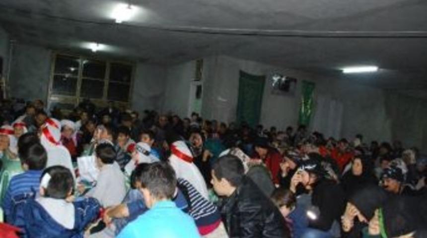 Hz. H&uuml;seyin'in Kabir Toprağı &Ccedil;erkezk&ouml;y&rsquo;de Ziyarete A&ccedil;ıldı