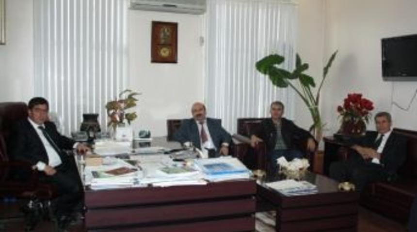 Vize Anadolu Lisesi &Ouml;ğretmenlerinden Başkan Yılmaz&rsquo;a Ziyaret