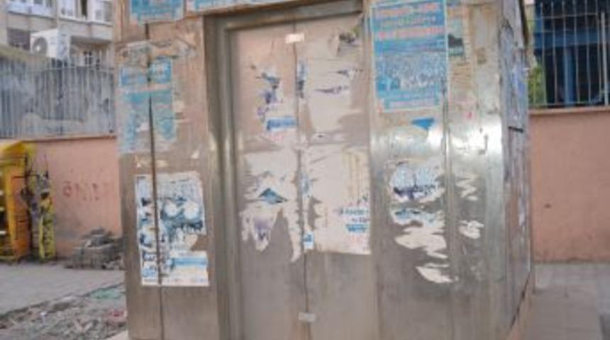 Engelliler I&ccedil;in Yapılan &Uuml;stge&ccedil;it Asans&ouml;rleri &Ccedil;alışmıyor