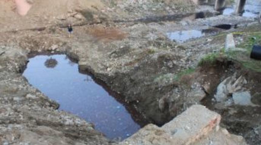 &Ccedil;ukura D&uuml;şen &Ccedil;ocuk 12 G&uuml;nl&uuml;k &Ouml;l&uuml;m Savaşını Kaybetti