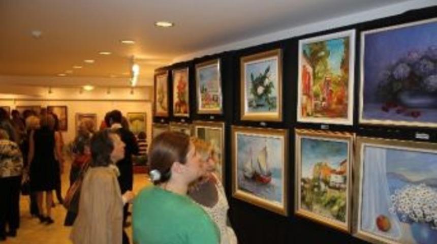 Ülkü Ünal Atölyeleri Kursiyerlerinin Sergisi Açıldı