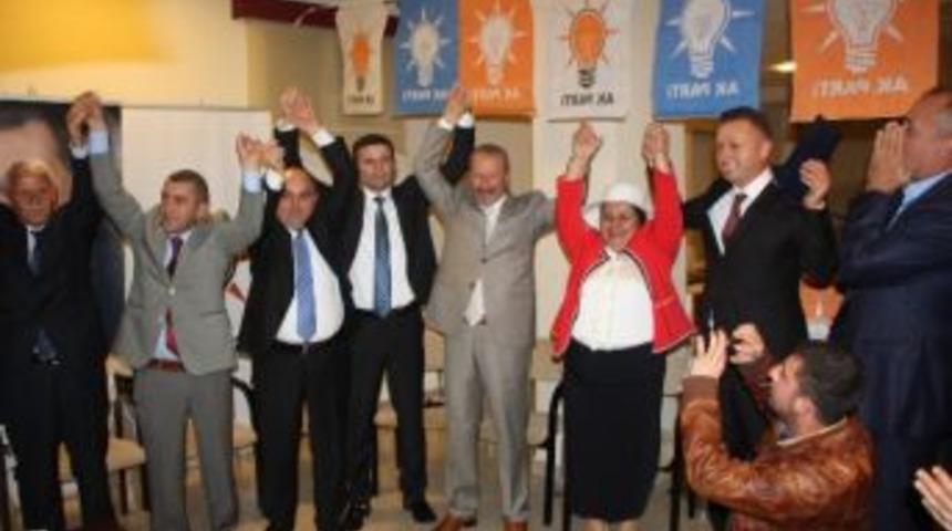 Ak Parti Belde Belediye Başkan Aday Adayları Tanıtdı