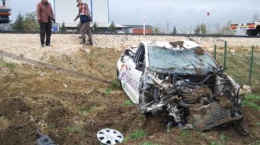 140 Km İle Giden Otomobil Takla Attı: 1 Yaralı