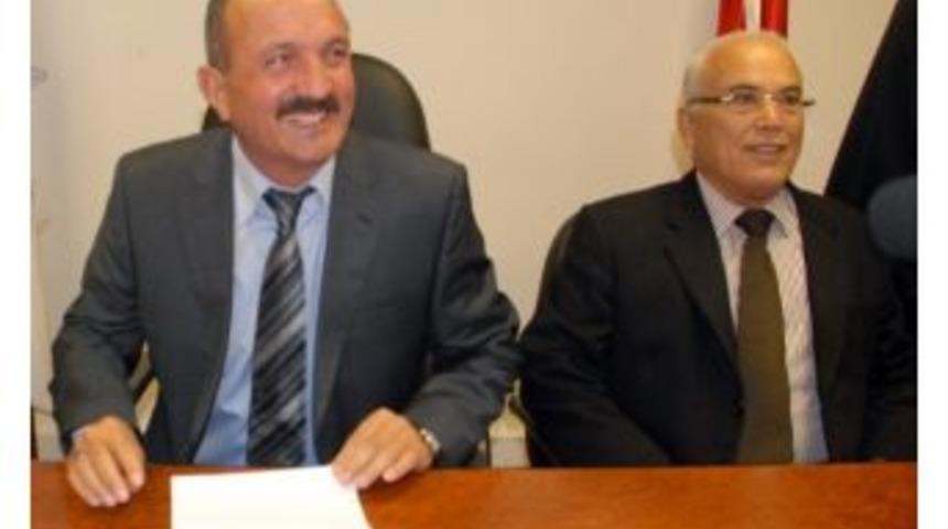 Fethiye Belediye Başkanı Saatcı, Dp'li Oldu