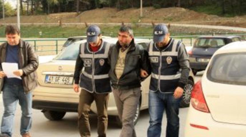 Arama Yapılan Evden 450 Kilo Esrar &Ccedil;ıktı