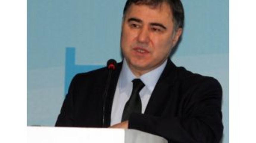 &Ouml;zeren, &ldquo;ter&ouml;rist M&uuml;sl&uuml;man Olamaz M&uuml;sl&uuml;man Da Ter&ouml;rist Olamaz"