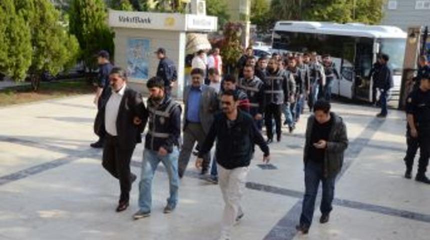 PKK Tehdidi Ile Tefeciliğe 14 G&ouml;zaltı