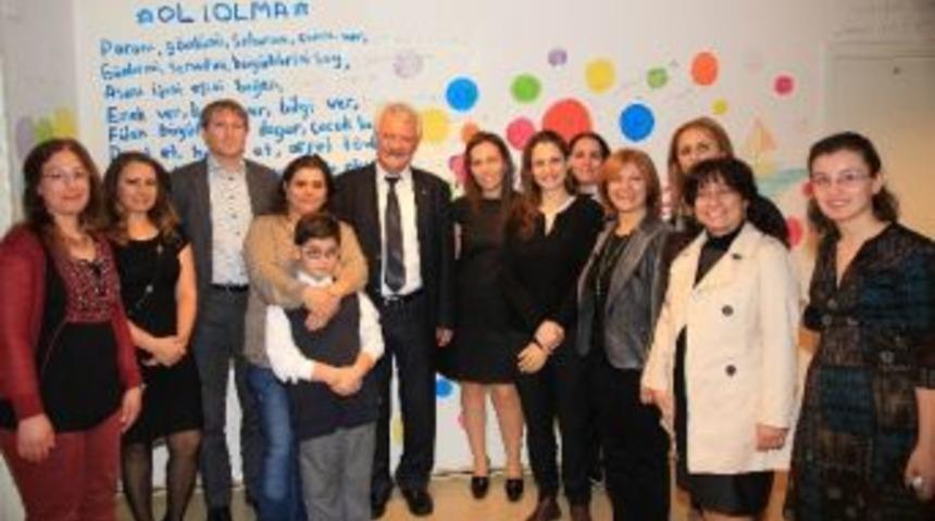 Chp Genel Başkan Yardımcısı Pavey&rsquo;den Kadın Sığınma Evine Ziyaret