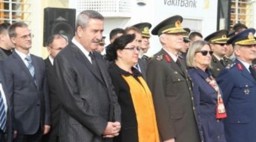 Atat&uuml;rk&rsquo;&uuml;n Diyarbakır&rsquo;a Gelişinin 76. Yıld&ouml;n&uuml;m&uuml; Kutlandı