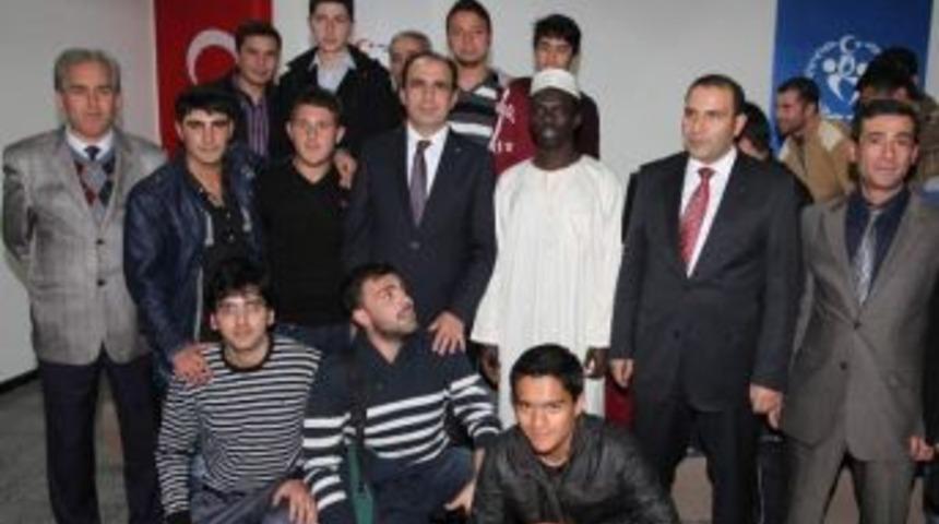 Başkan Altay, &Ouml;ğrencilerle Deneyimlerini Paylaştı