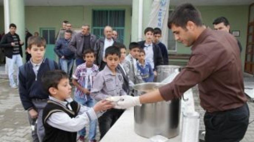 Başkan Sakallı 71 Evler Mahallesi&rsquo;nde