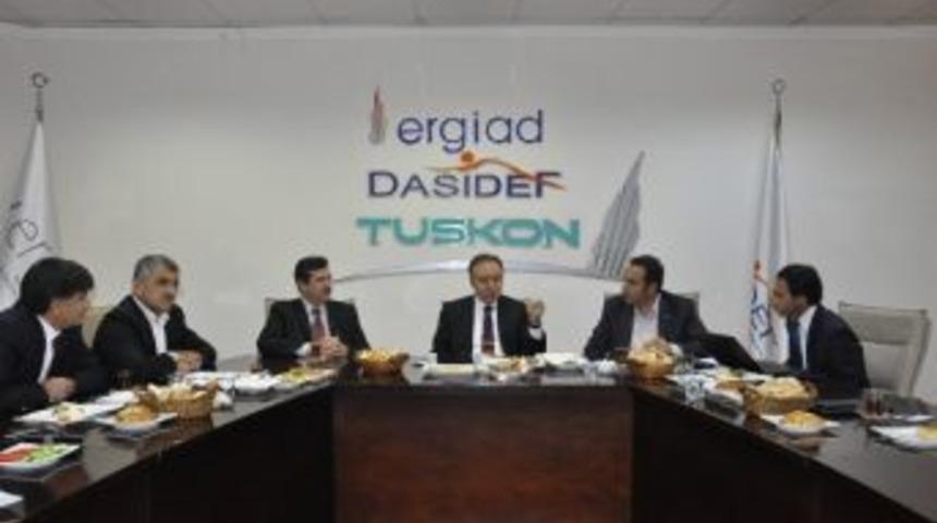 Vali Altıparmak Dasidef'le Kahvaltıda Bir Araya Geldi