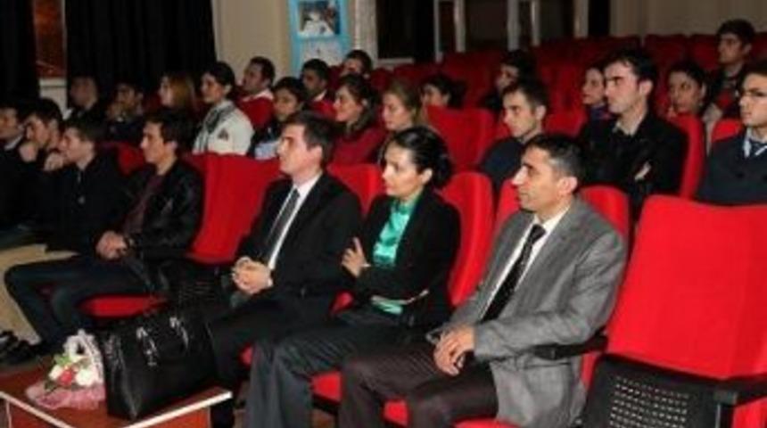 Kaymakam Maraşlı &Ouml;ğretmenlerle Buluştu