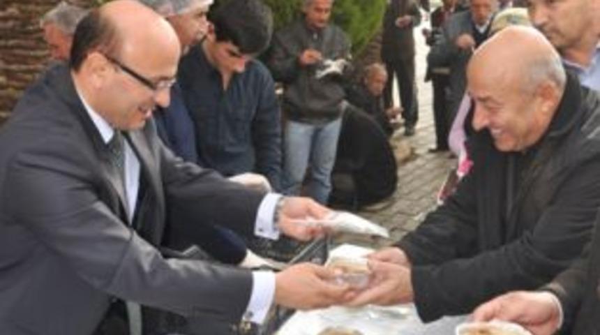 Altınova’da aşure coşkusu