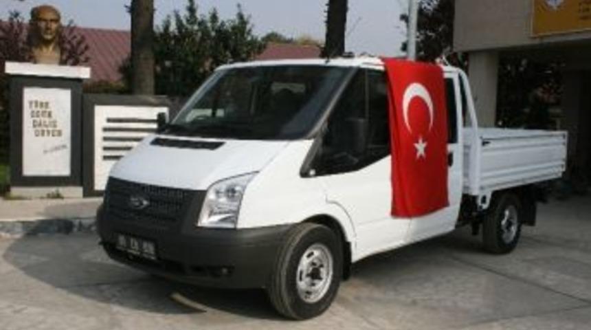 D&uuml;zce Eml&rsquo;de Ara&ccedil; Sevinci