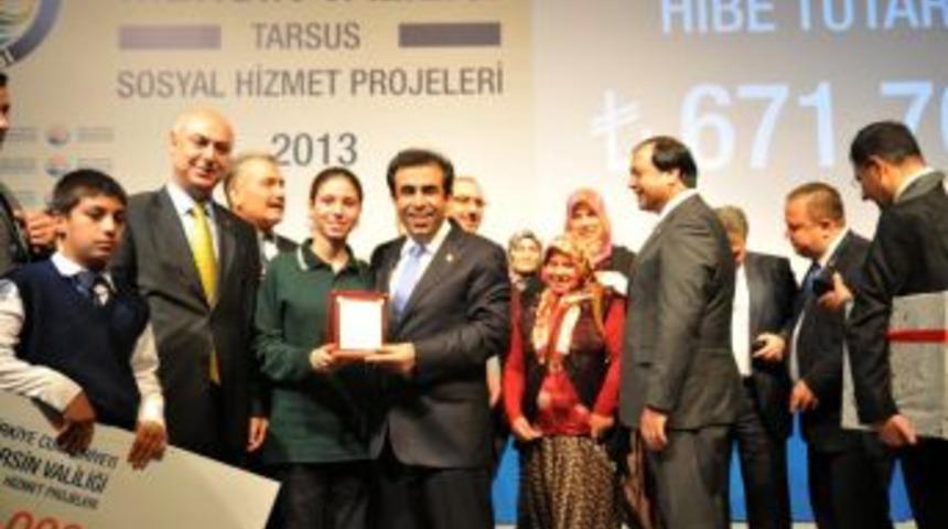 Tarsus&rsquo;ta 11 Projeye 671 Bin 700 TL Destek Verildi