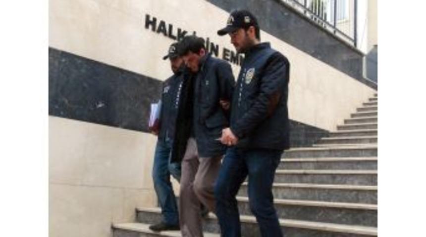 Asans&ouml;r Sapığı Yakalandı