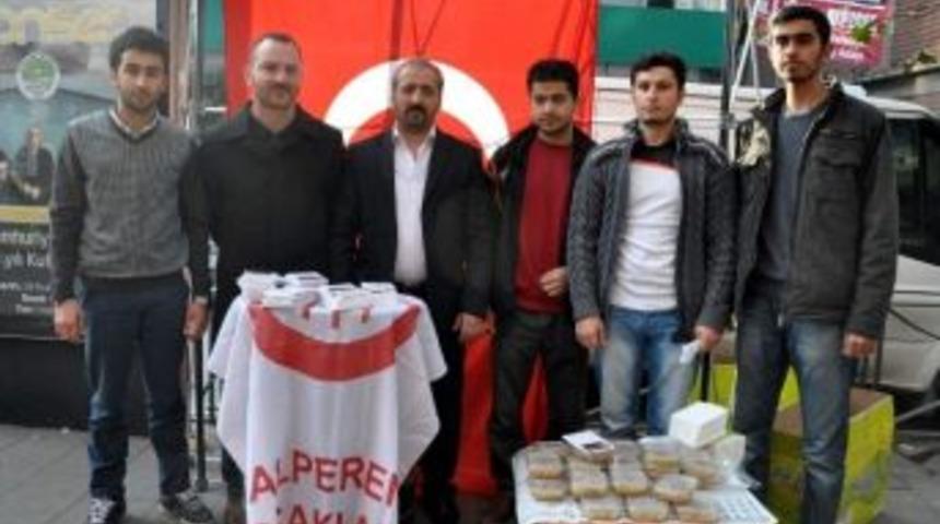 Alperen Ocakları&rsquo;ndan Aşure Dağıtımı