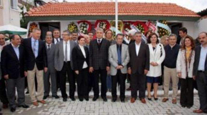 Edremit&rsquo;teki Yeni Muhtarlık Binaları Coşkuyla Hizmete A&ccedil;ıldı