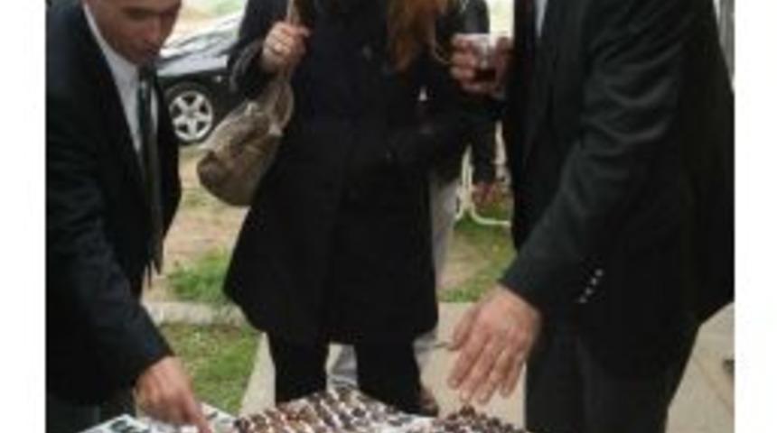 Ayvalık&rsquo;ta Ojeli Eller Taş İşlemesini &Ouml;ğrendi