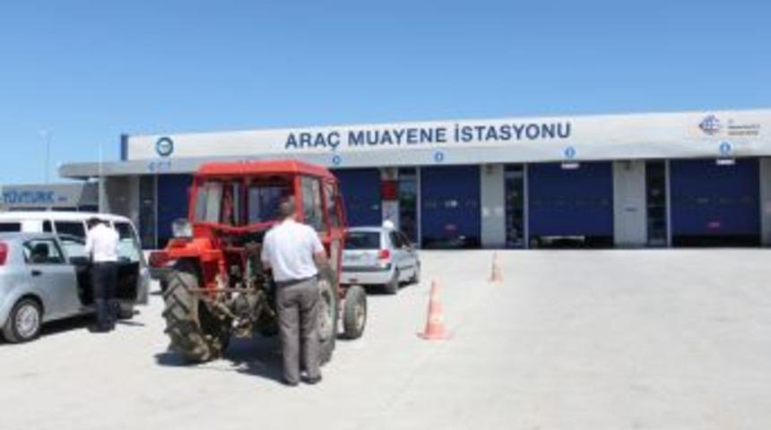 Kayseri&rsquo;de Her 4 Trakt&ouml;rden 3&rsquo;&uuml; Muayenesiz