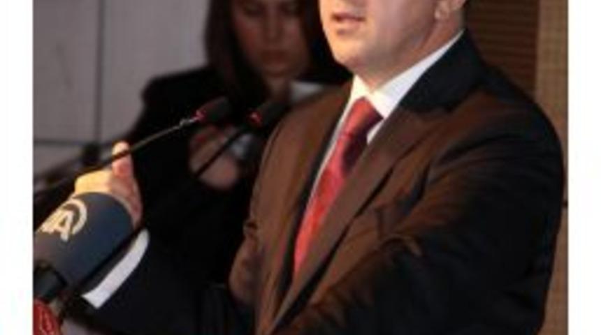 &Ccedil;alışma Izni Başvurusu I&ccedil;in Online Sistem Kurulacak