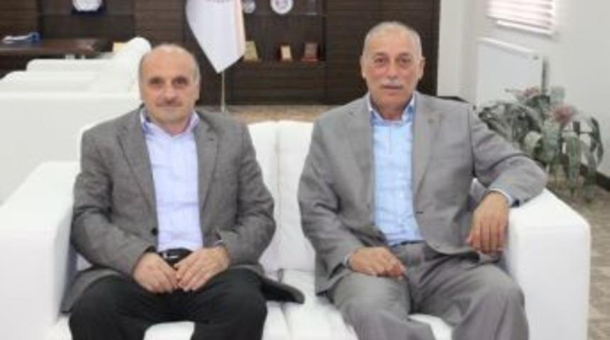 Hendek Şof&ouml;rler Ve Otomobilciler Odası Başkanı Cemil Varlıca