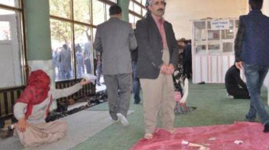 Şırnak&rsquo;ta Camilerde Filipinler İ&ccedil;in Yardım Toplandı