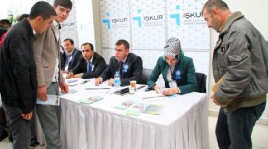 İşsiz Vatandaşlar Işverenle Buluştu, Istihdam I&ccedil;in Kapı Aralandı
