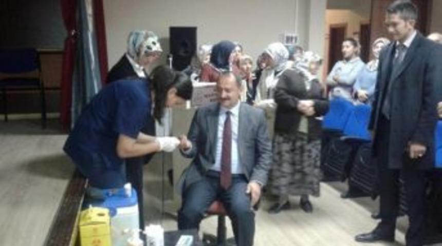 K&uuml;re&rsquo;de Diyabete Dikkat &Ccedil;ekmek Amacıyla Vatandaşların Kan Şekeri &Ouml;l&ccedil;&uuml;ld&uuml;