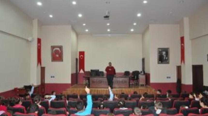 Başiskele Belediyesinden &Ouml;ğrencilere Destek