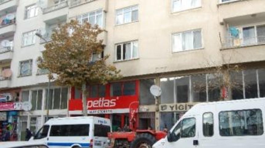 90 Yaşındaki Kadın Evinde &Ouml;l&uuml; Bulundu