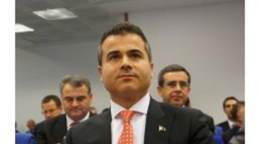 Gen&ccedil;lik Ve Spor Bakanı Kılı&ccedil;: Twitler, 'T&uuml;rkiye Kaybetti, Şerefe' Diyenlere Idi