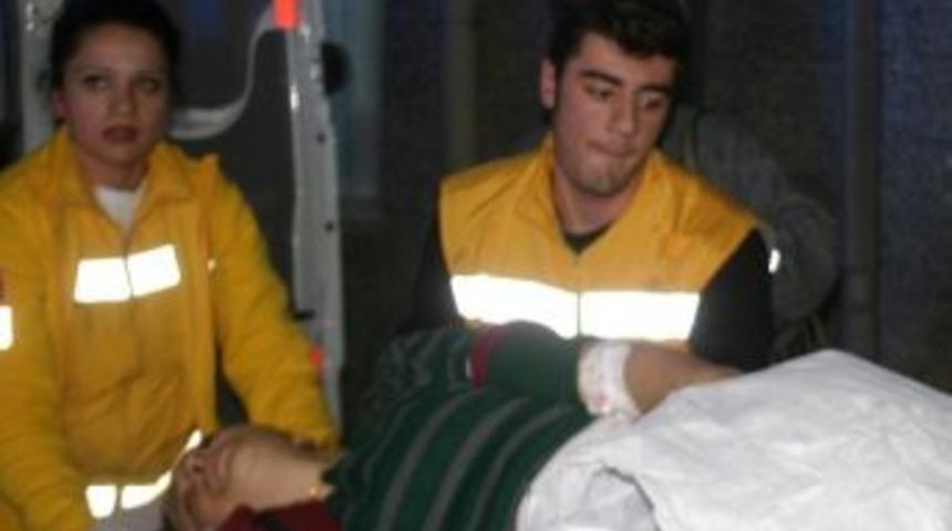 Ayrıldığı eşini ve annesini vurdu