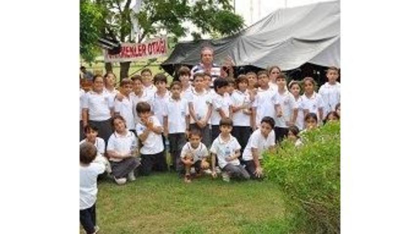 T&uuml;rkmenler Otağı&rsquo;nda Hacivat Karag&ouml;z Oyunu