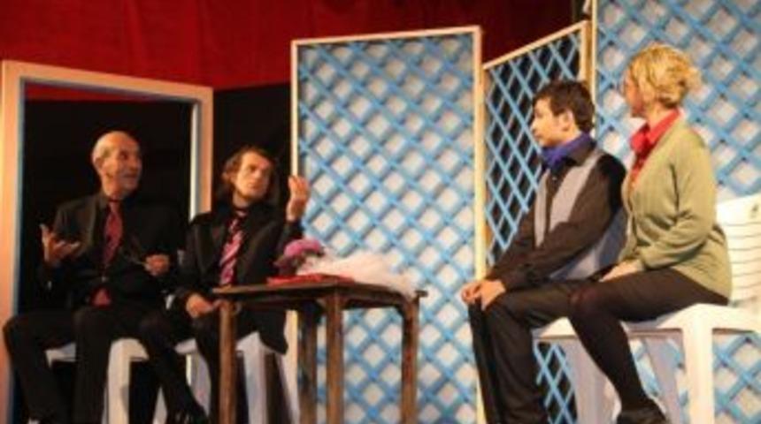 G&uuml;ld&uuml;r&uuml;rken D&uuml;ş&uuml;nd&uuml;rd&uuml;