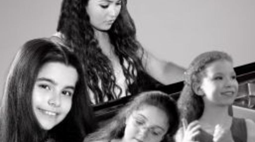 Piyano Festivali&rsquo;nin Gen&ccedil; Yetenekleri Sahnede