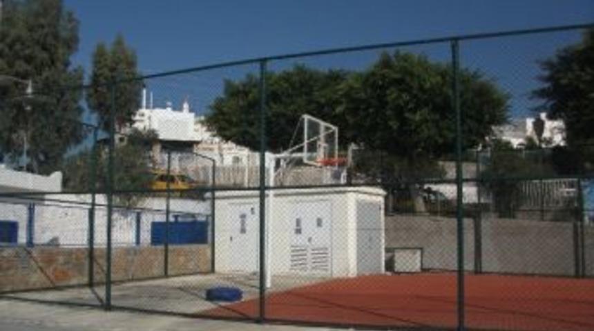 Kumbah&ccedil;e Basketbol Sahası Tamamlandı