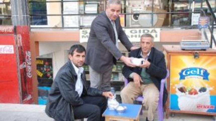 Hani Kaymakamlığı'ndan Vatandaşlara Aşure İkramı