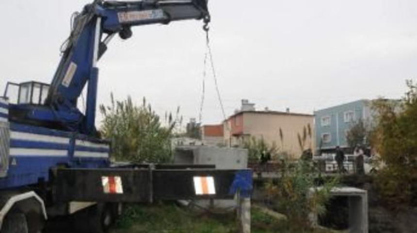 Bozk&ouml;y Deresi&rsquo;nde K&ouml;pr&uuml; Yolu Genişliyor