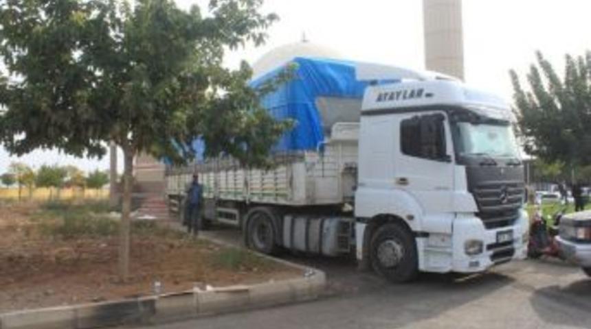 Malatya Belediyesi Tarafından G&ouml;nderilen Yardım Tır&rsquo;ı Şanlıurfa'da