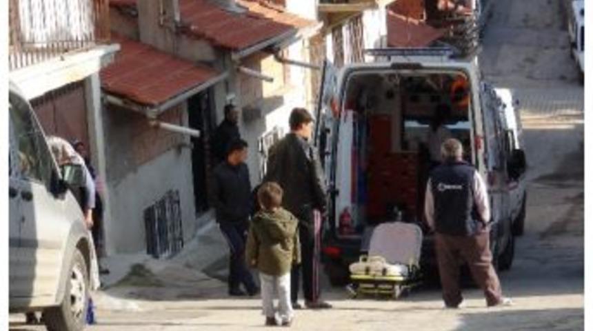 Uşak'ta Sobadan Zehirlenen Gen&ccedil; &Ouml;ld&uuml;, Kardeşi Yoğun Bakımda