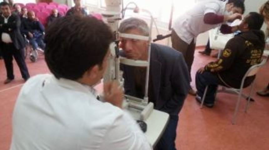 Engelliler Diş Ve Göz Taramasından Geçirildi