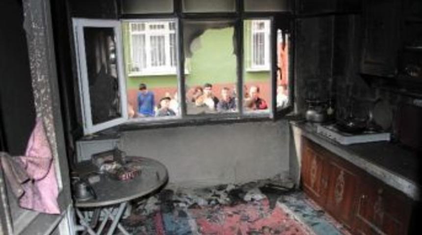 Yangında 2 Kişi Dumandan Etkilendi