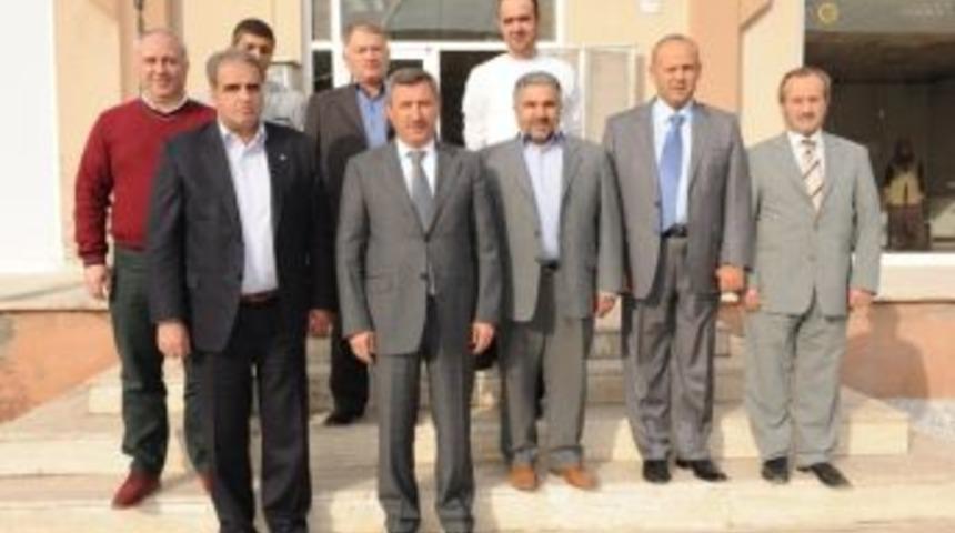 Vali Yılmaz, Gıda &Uuml;reticileri Sitesi'ni Ziyaret Etti