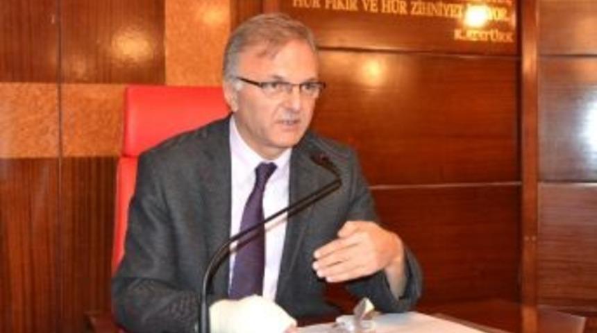 Ertem, “vatandaş Hastaneye Rahatça Gidebilmeli”